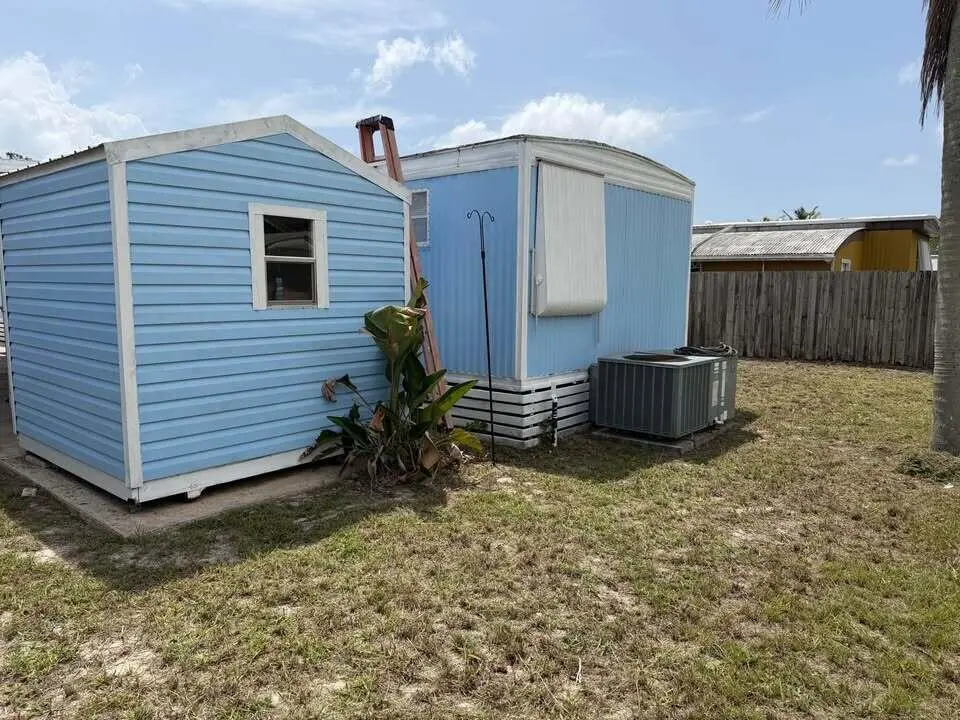 731105449_10239415675244408_882307095310 at 8364 SE Sandy Lane, Hobe Sound