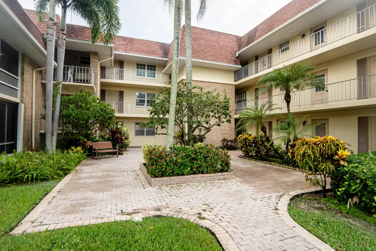 4JS00056-HDR at 5570 Tamberlane Circle 130, Palm Beach Gardens
