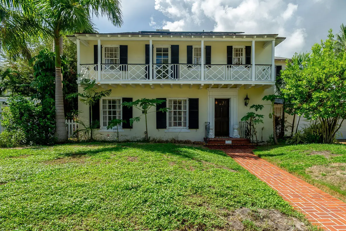 1-web-or-mls-DSC08550 at 210 BELMONTE Road, West Palm Beach
