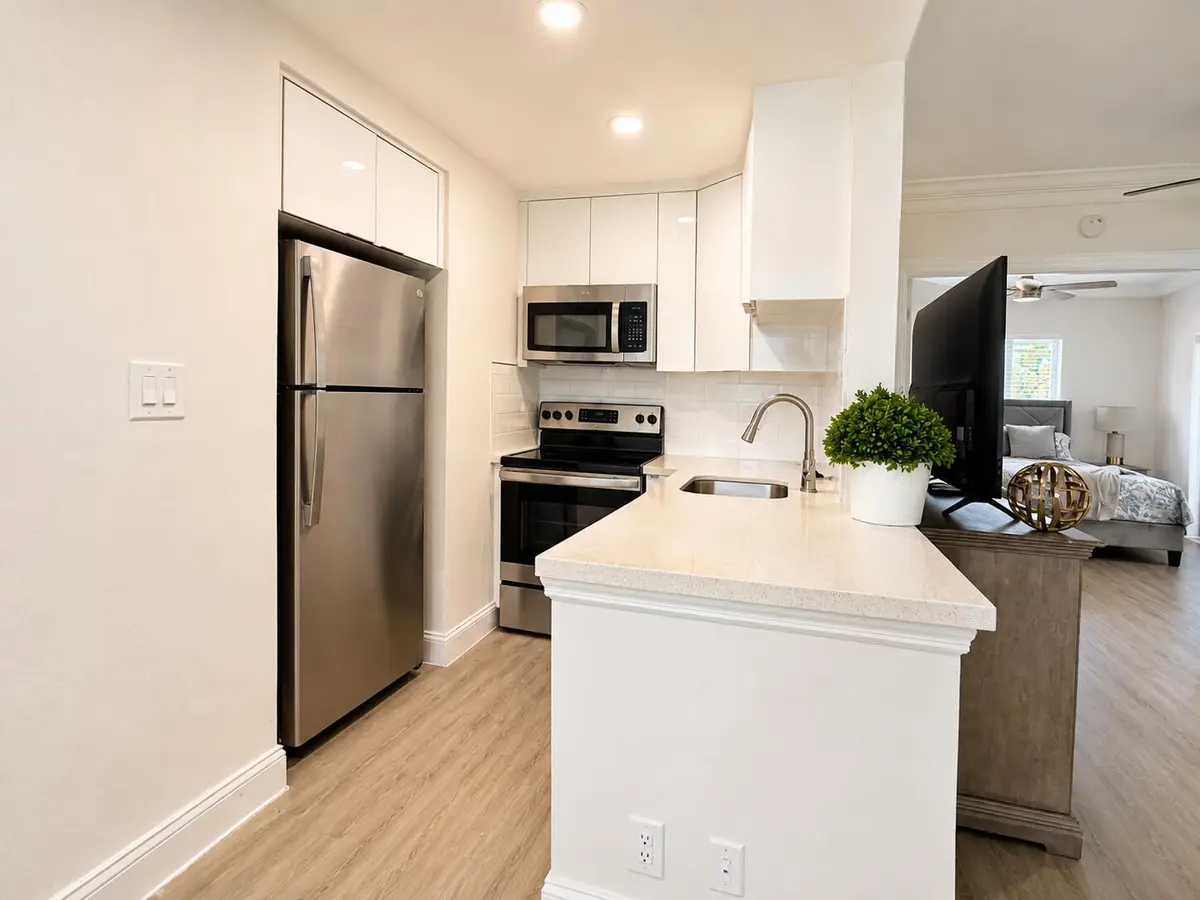 4816FE0A-C754-42C2-B124-123374868EBF at 1035 Spanish River Road, Boca Raton