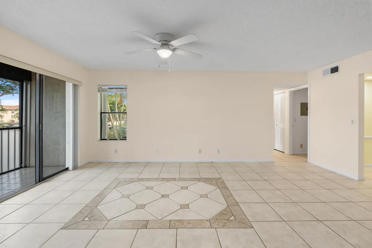 26P04845 at 706 Sunny Pine Way E2, Greenacres