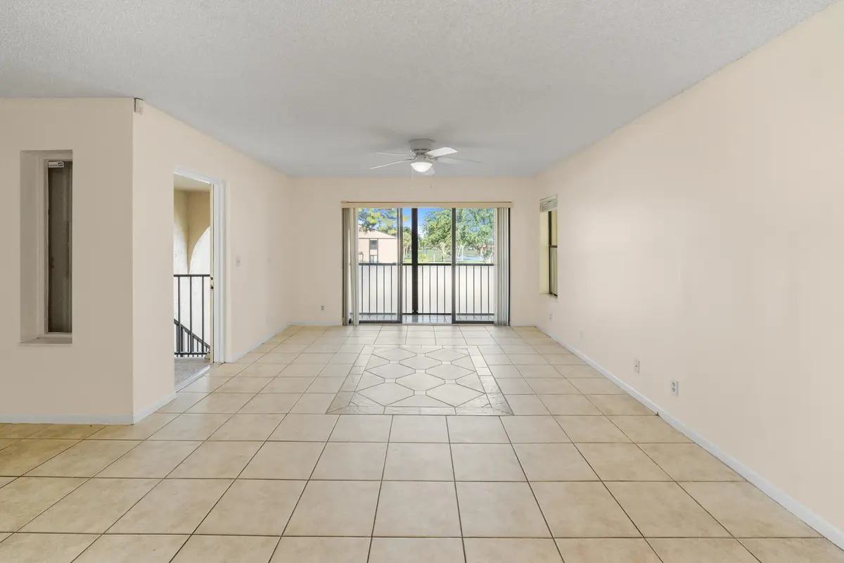 26P04854 at 706 Sunny Pine Way E2, Greenacres