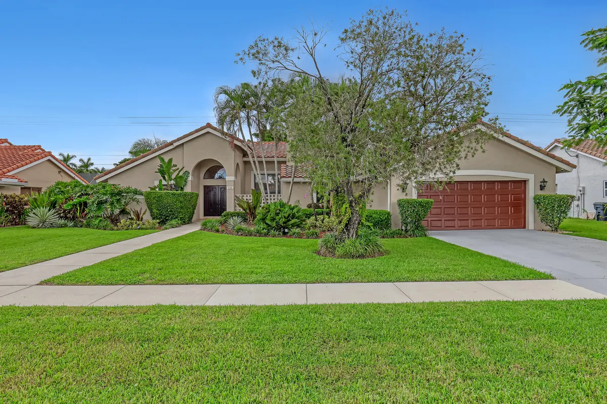 2156 Amesbury (2) at 2156 AMESBURY Circle, Wellington