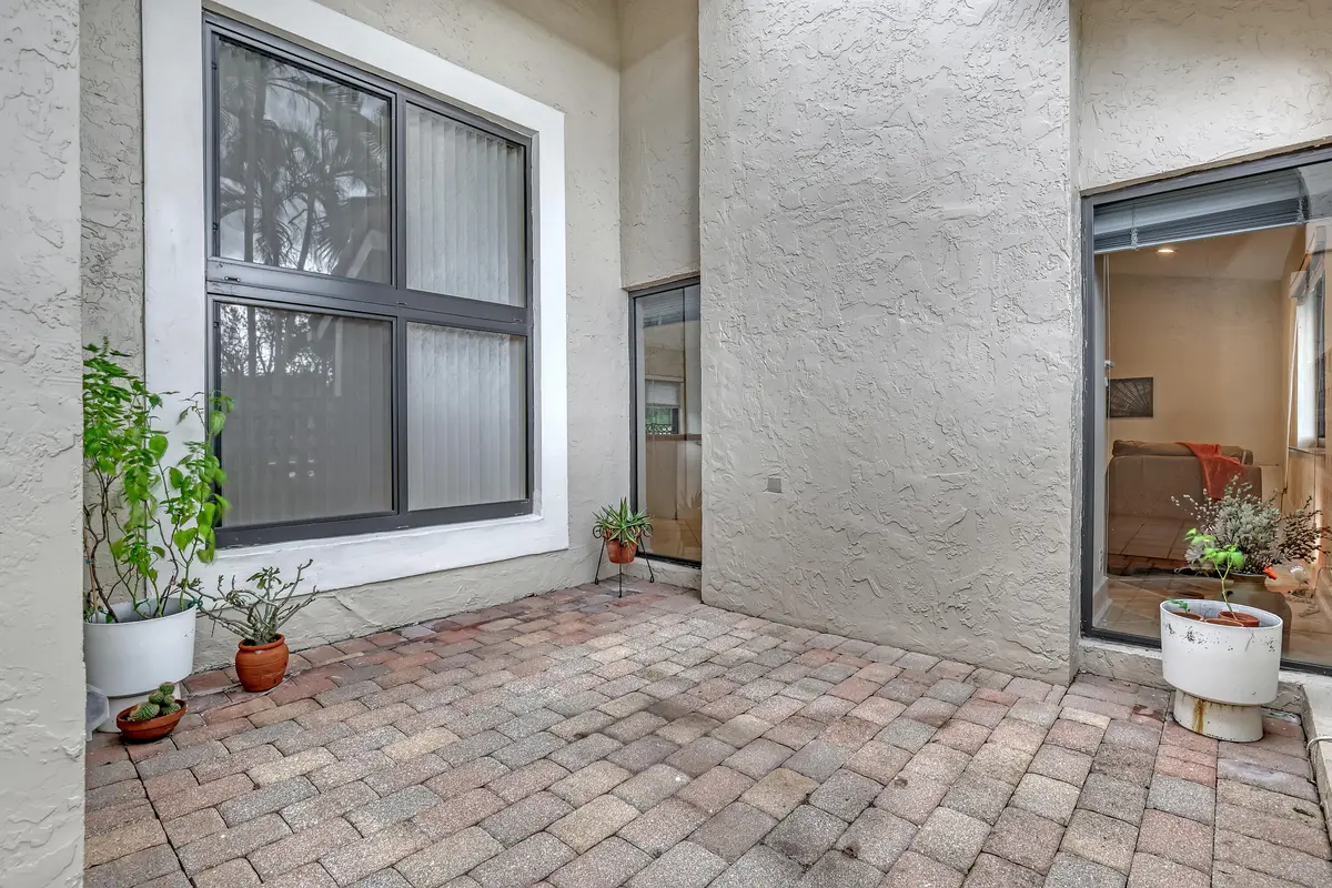 2156 Amesbury (5) at 2156 AMESBURY Circle, Wellington