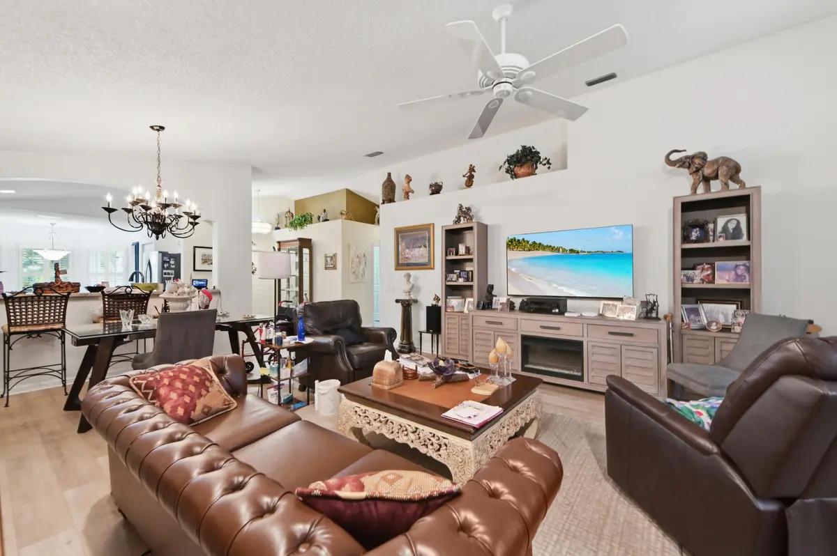 27 Living room 03 at 11163 Mandalay Way, Boynton Beach