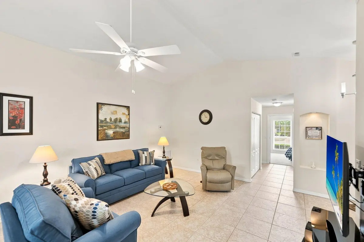 _DSC8050 at 228 SW LAKE FOREST Way, Port St. Lucie