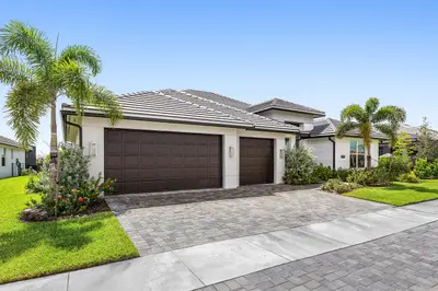 13977 SW BELTERRA Drive, Port St. Lucie – Single Family Residence for sale