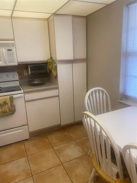 Photo 4 at 802 Cypress Grove Lane 408, Pompano Beach