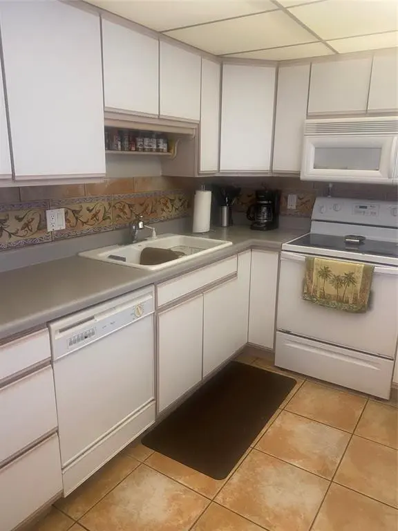 Photo 5 at 802 Cypress Grove Lane 408, Pompano Beach