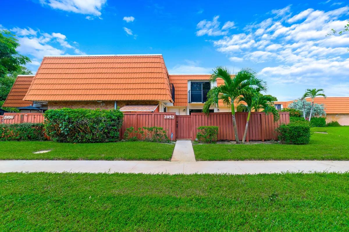DSC01240 at 2952 SW 12TH Street, Deerfield Beach