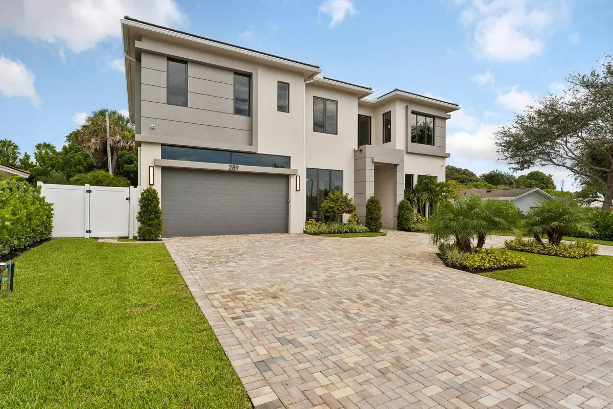Front of Structure at 289 NW 11th Street, Boca Raton