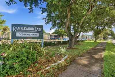 4151 NW 90th Avenue 207, Coral Springs – Condominium for sale