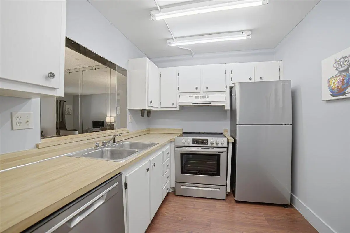 30-Kitchen at 4151 NW 90th Avenue 207, Coral Springs