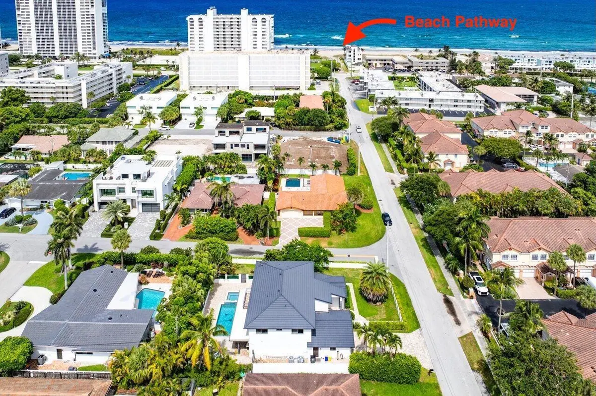 20250710202622575786000000-o at 811 SE 31st Street, Boca Raton