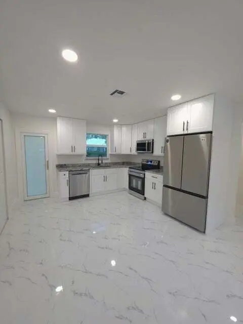 kitchen hibiscus at 8001 Hibiscus Road, Fort Pierce