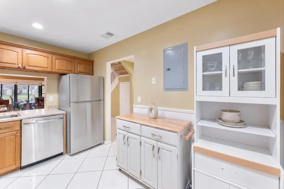 4321 CARAMBOLA Circle 403-F, Coconut Creek, FL – photo 6