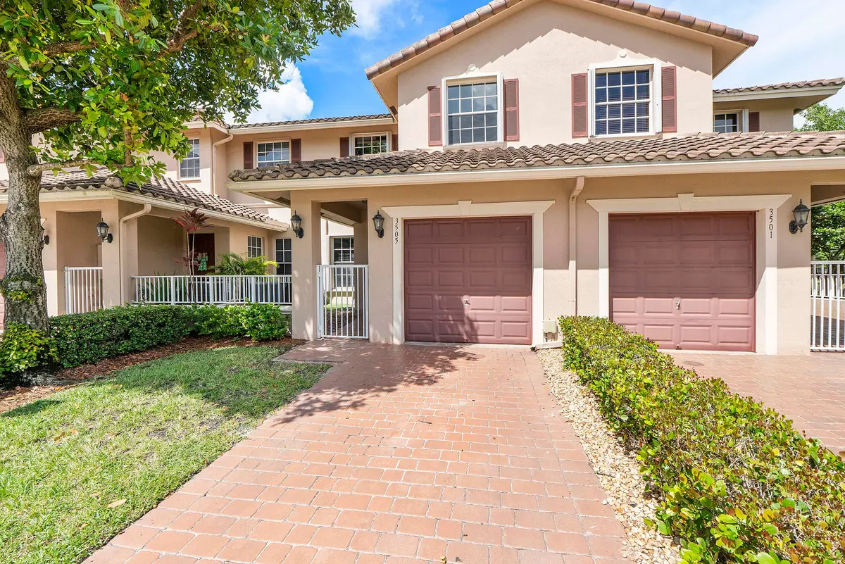 3505 Lakeside Dr_040 at 3505 LAKESIDE Drive, Davie