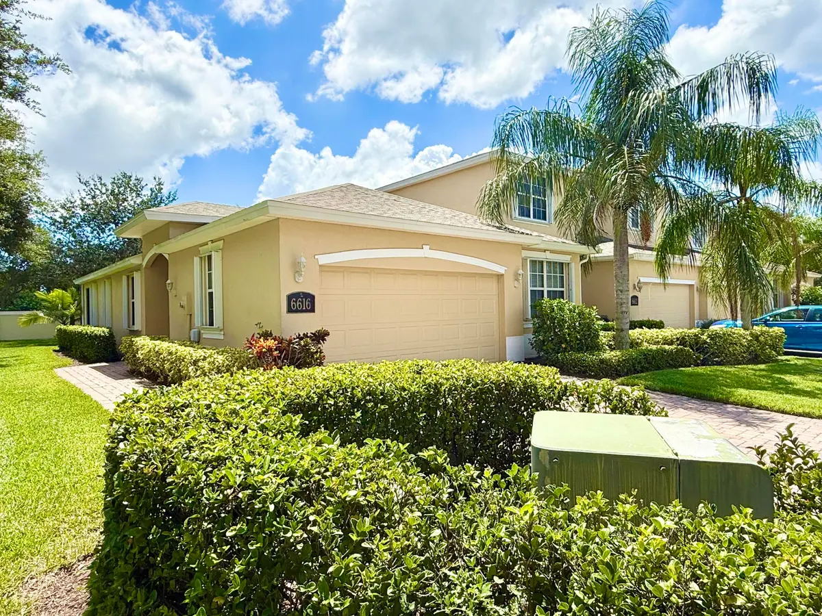 01_beyc6a986675822c2 at 6616 Liberty Place, Vero Beach
