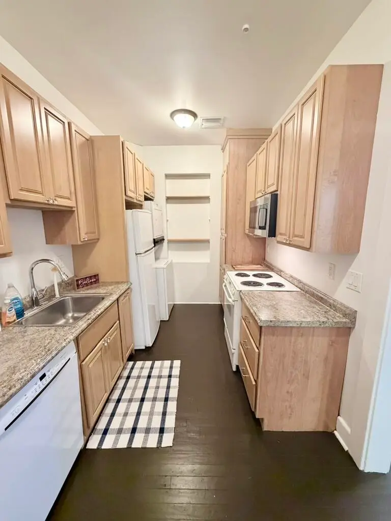 64A3735D-98D8-4B1C-A3C5-0090509F4CF4_1_1 at 406 NORTHWOOD Road 3, West Palm Beach