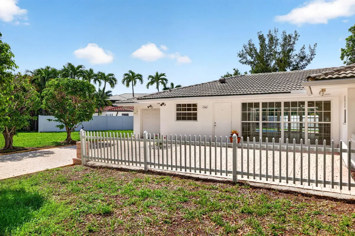 4-web-or-mls-699A8007 at 1345 E Terra Mar Drive, Pompano Beach