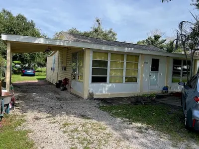 1702 S 31ST Street, Fort Pierce – Single Family Residence for sale