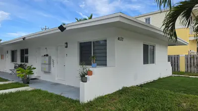 4537 POINCIANA  Street 1, Lauderdale-By-The-Sea – Efficiency for rent