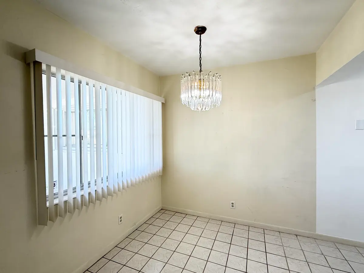 dining area at 3402 Cynthia Lane 205, Lake Worth Beach