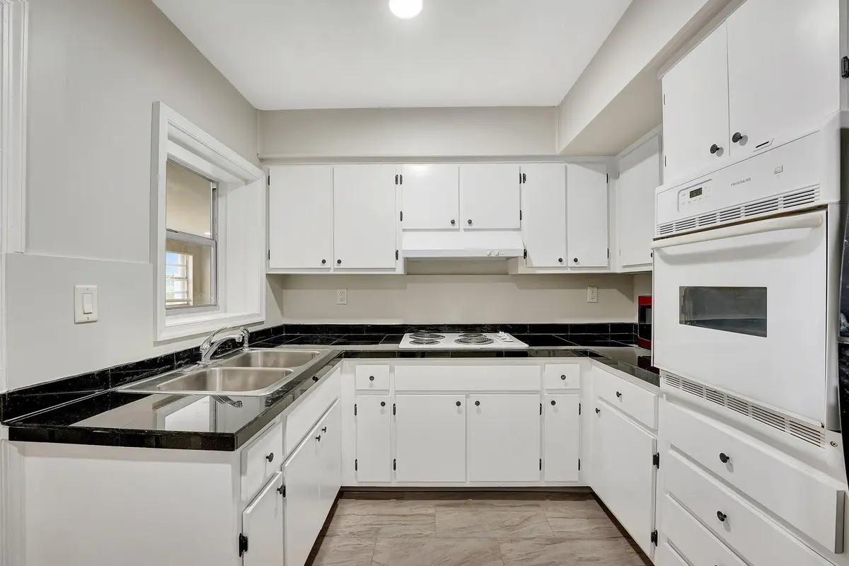 27-web-or-mls-DSC06654 at 3761 NW 78TH Lane S, Coral Springs