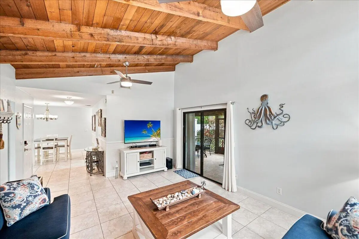 15-DSC7669 at 4150 NE Breakwater Drive, Jensen Beach