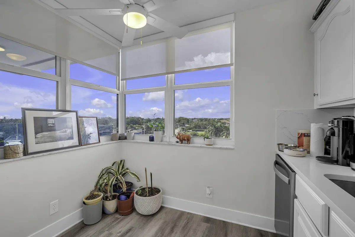 14-web-or-mls-DSC08961 at 2639 N RIVERSIDE Drive 505, Pompano Beach