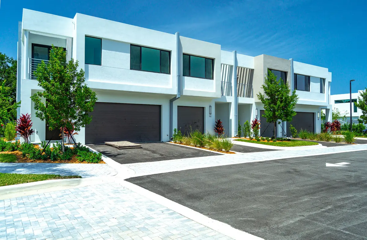 DSC00439 at 702 CYPRESS GROVE Drive 702, Pompano Beach