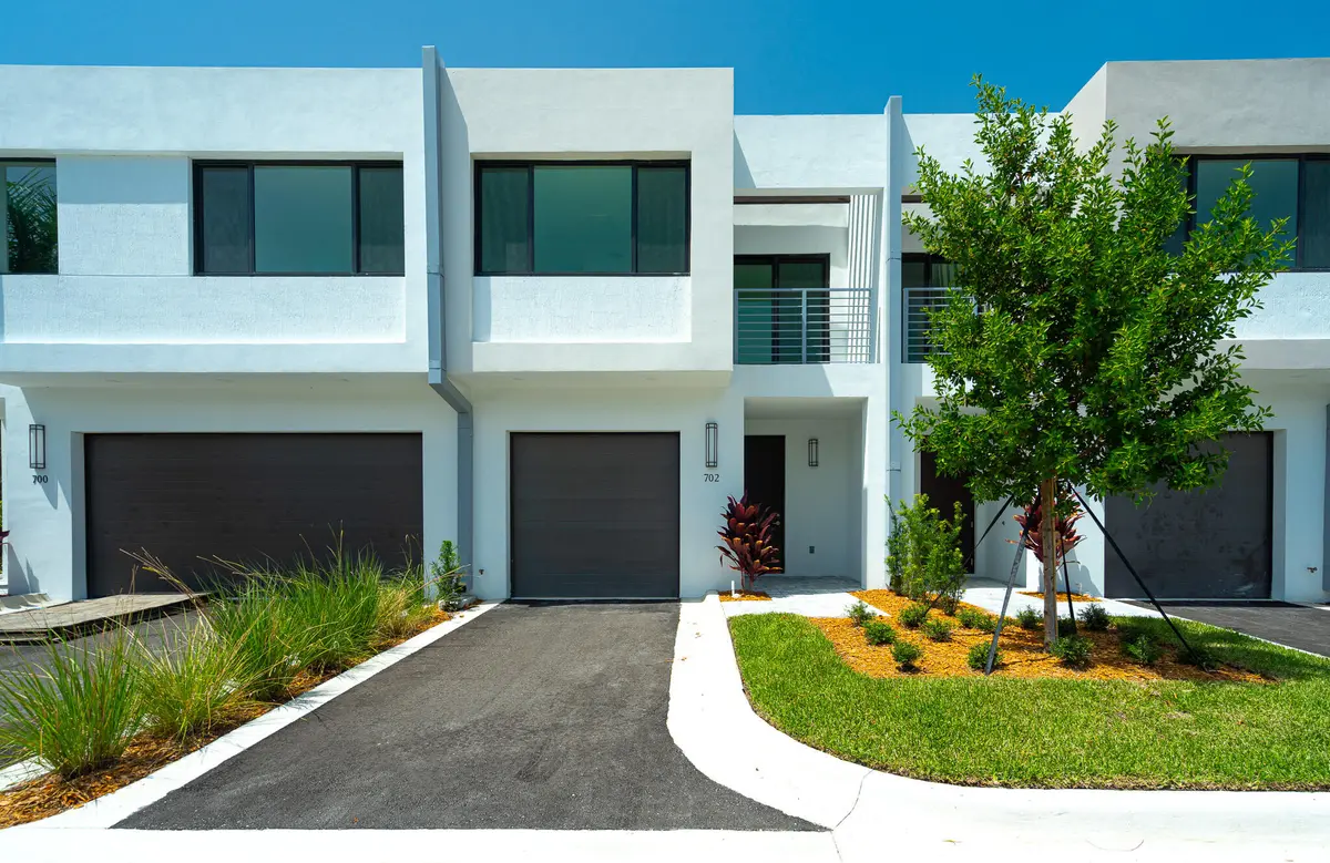 DSC00444 at 702 CYPRESS GROVE Drive 702, Pompano Beach