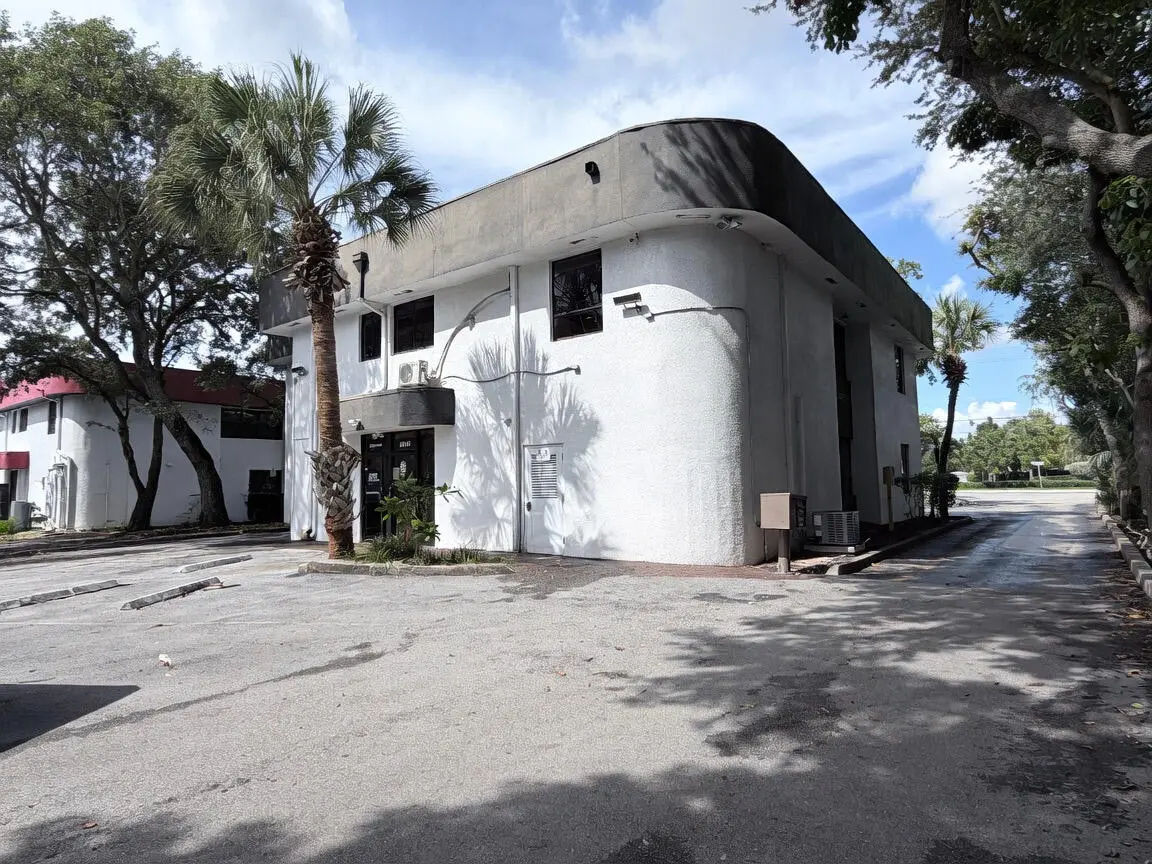 Front of Structure at 8010 N UNIVERSITY Drive, Tamarac