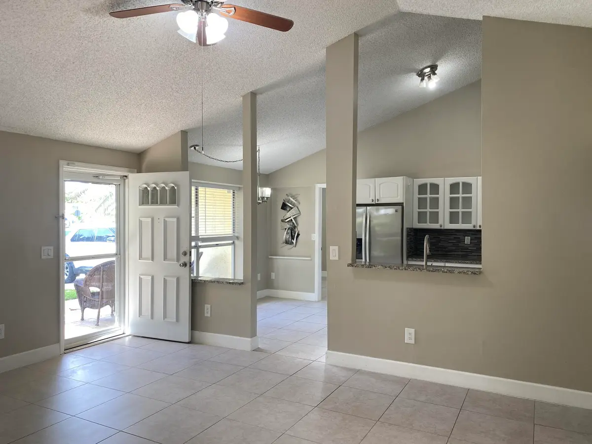 Neutral Throughout at 8233 Scenic Turn, Boca Raton