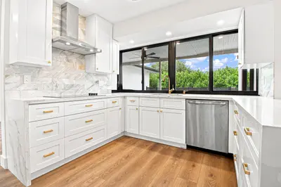 3900 N 45th Avenue, Hollywood – Single Family Residence for sale