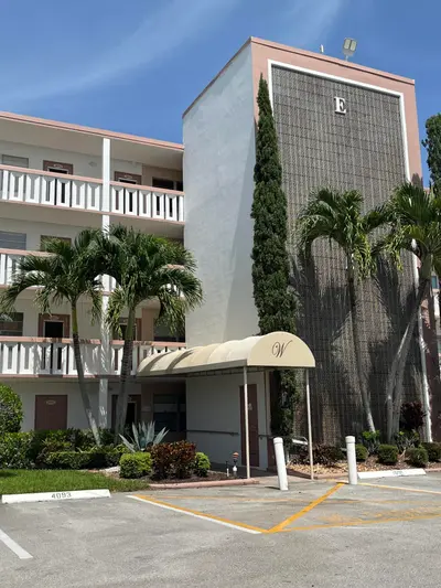 4093 Wolverton, Boca Raton – Condominium for sale