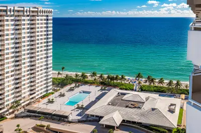 1980 S OCEAN Drive 22P, Hallandale Beach – Condominium for sale