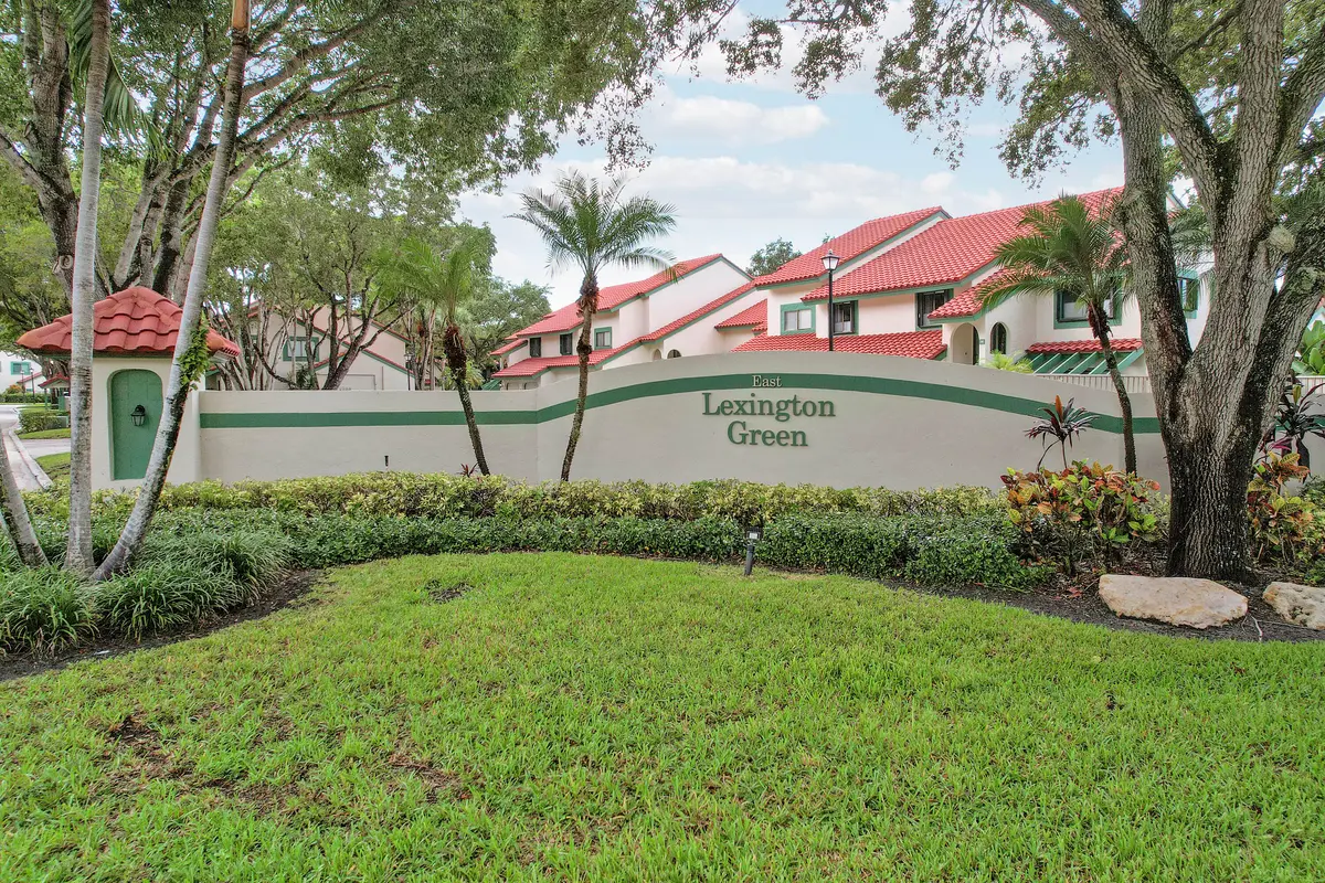 Lexington Green Community at 13 LEXINGTON Lane G, Palm Beach Gardens