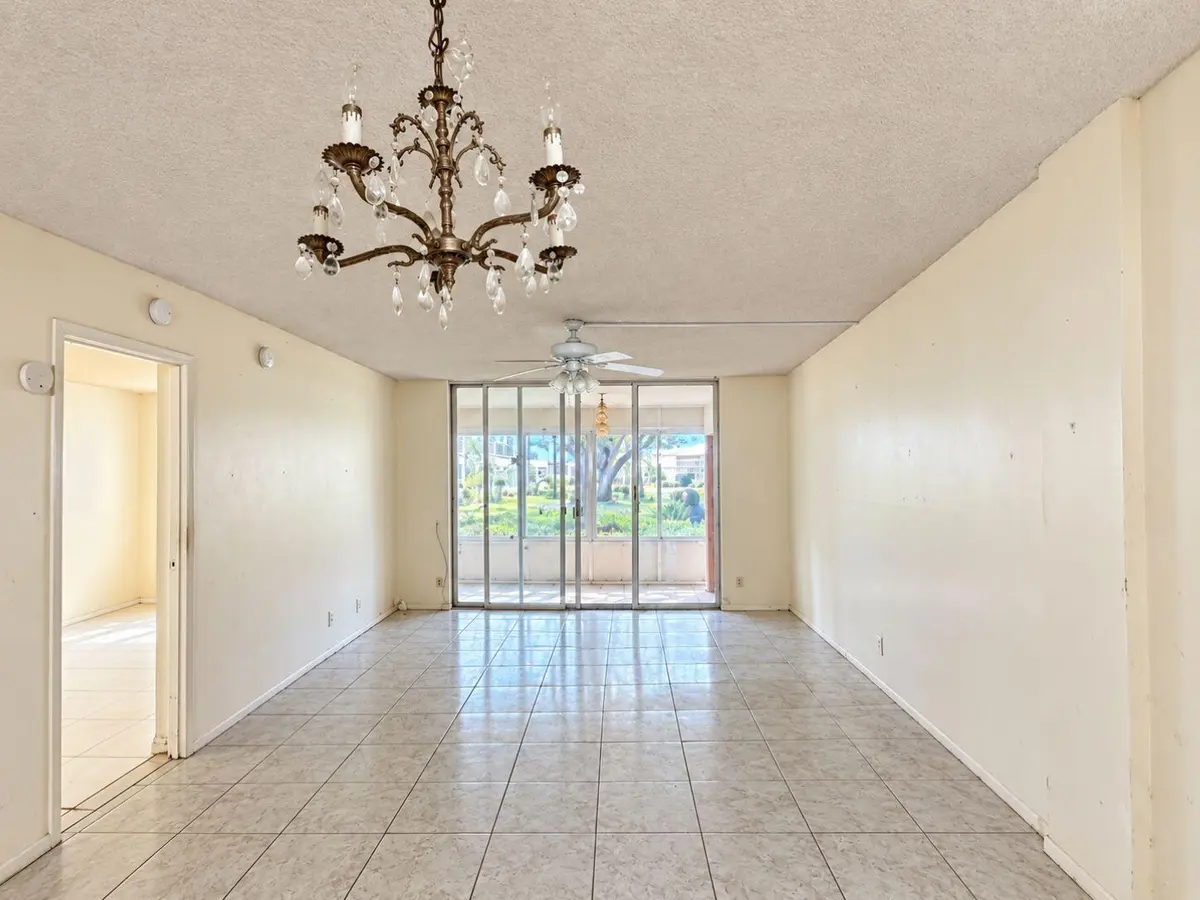 Living Dining Area at 2650 NW 49TH Avenue 118, Lauderdale Lakes