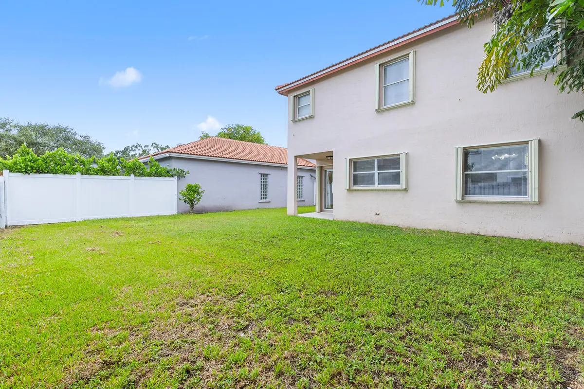R6II7336 at 19250 NW 12TH Manor, Pembroke Pines