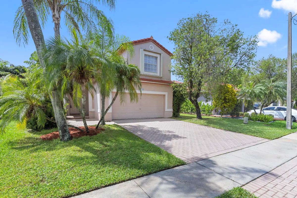 R6II7443 at 19250 NW 12TH Manor, Pembroke Pines