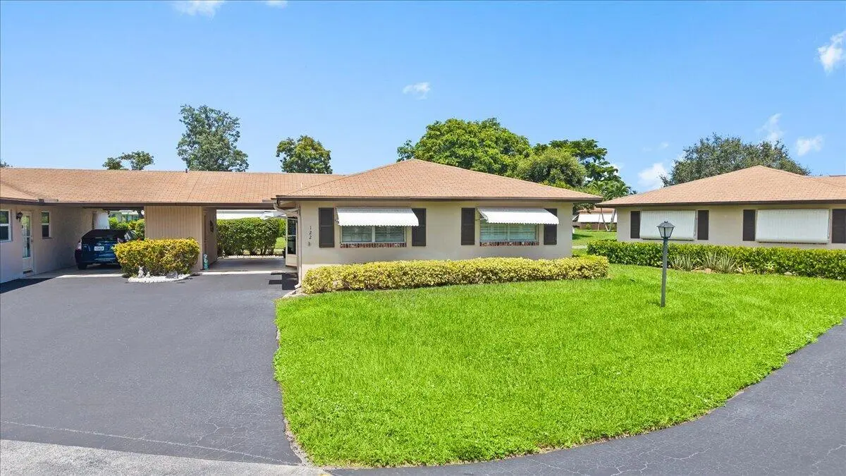 01-DJI_20260903134426_0151_D at 122 Mockingbird Lane, Delray Beach