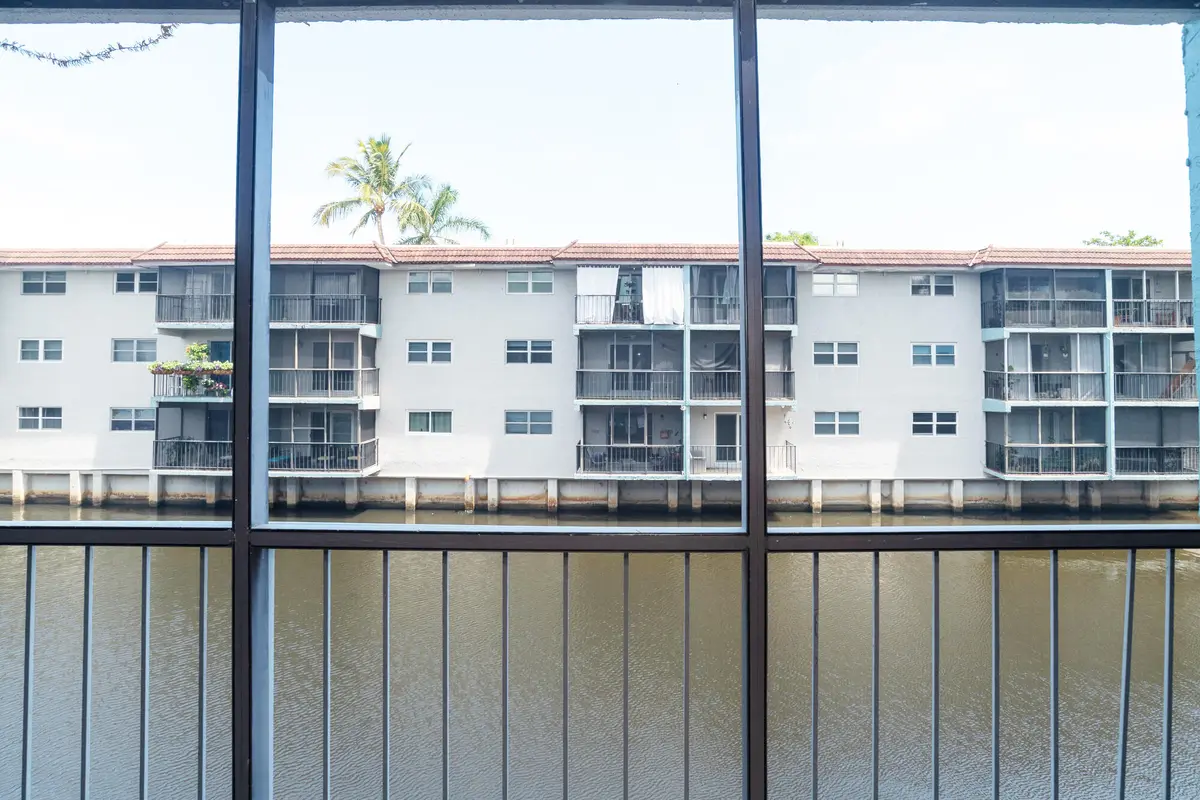 _TOB8734-1 at 1750 NW 3rd Terrace 205C, Fort Lauderdale