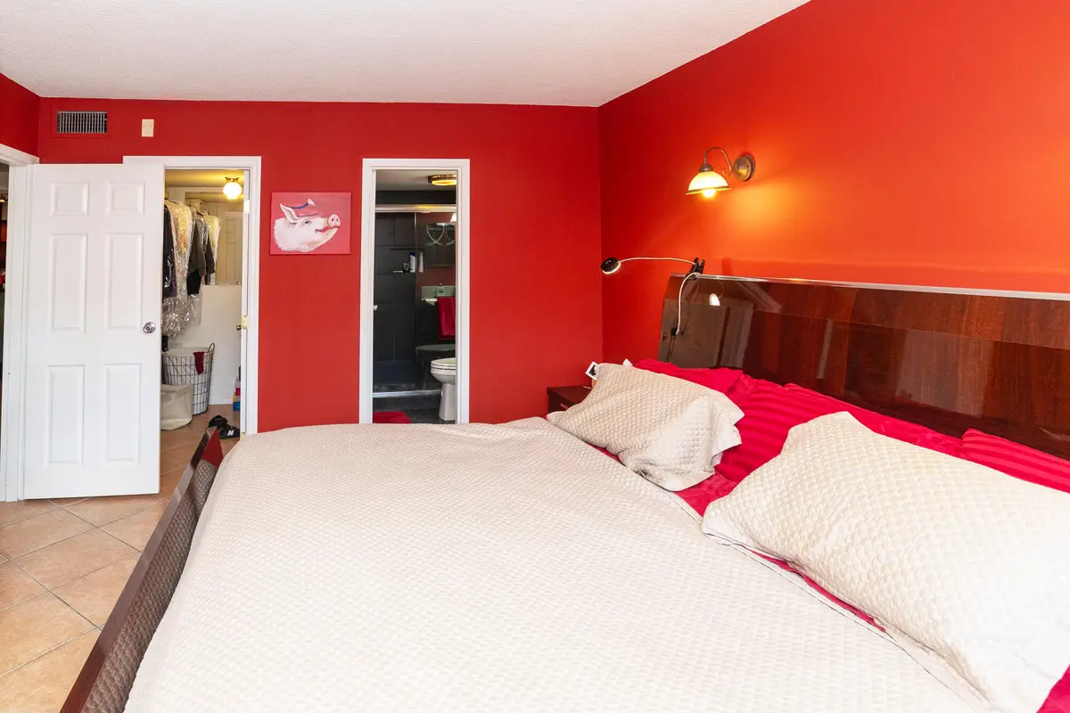 _TOB8766-1 at 1750 NW 3rd Terrace 205C, Fort Lauderdale