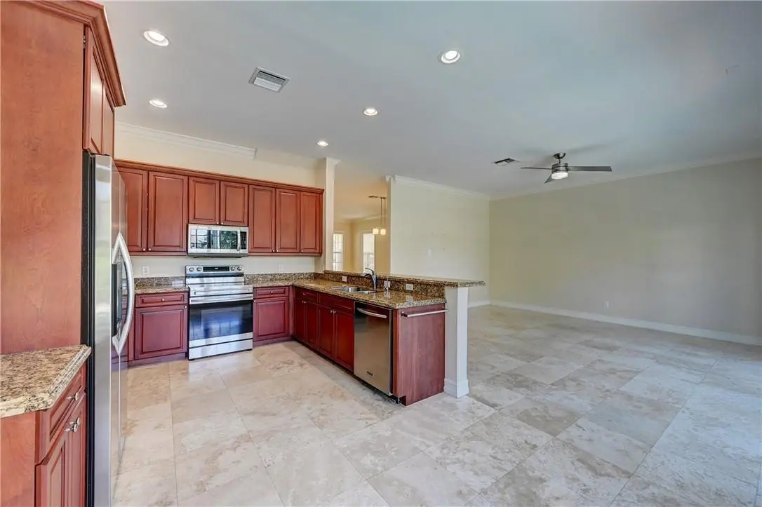 Photo 4 at 2201 SW 13TH Avenue, Fort Lauderdale