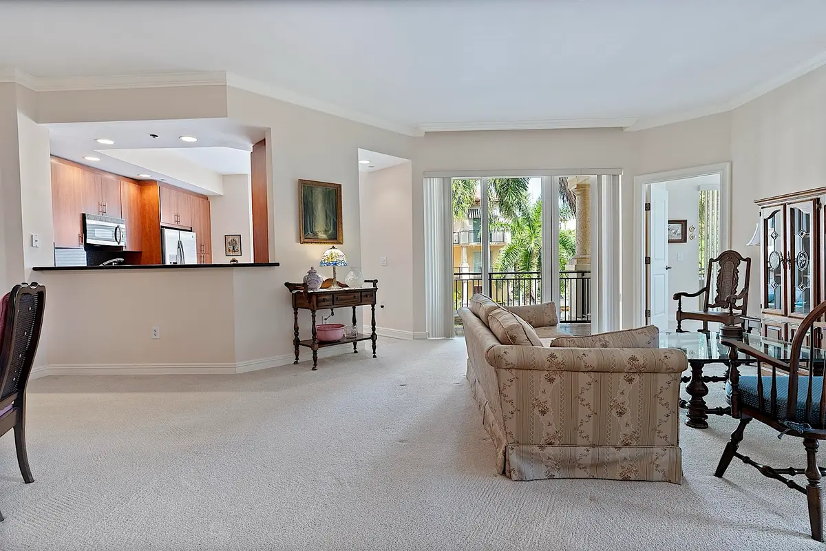 16100 Emerald Estates dr - 528 at 16100 EMERALD ESTATES Drive 397, Weston
