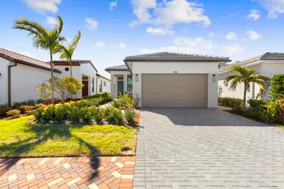 199 SE VIA SANGRO, Port St. Lucie – Single Family Residence for rent