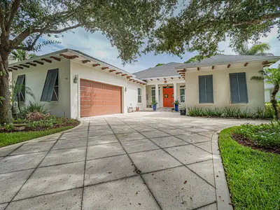 934 CAROLINA Circle, Vero Beach – Single Family Residence for sale