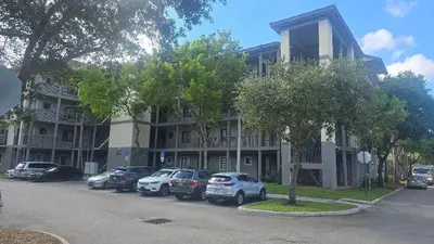 2851 RIVERSIDE Drive 303-N, Coral Springs – Condominium for rent