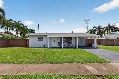 1520 NE 34TH Court, Pompano Beach – Single Family Residence for sale